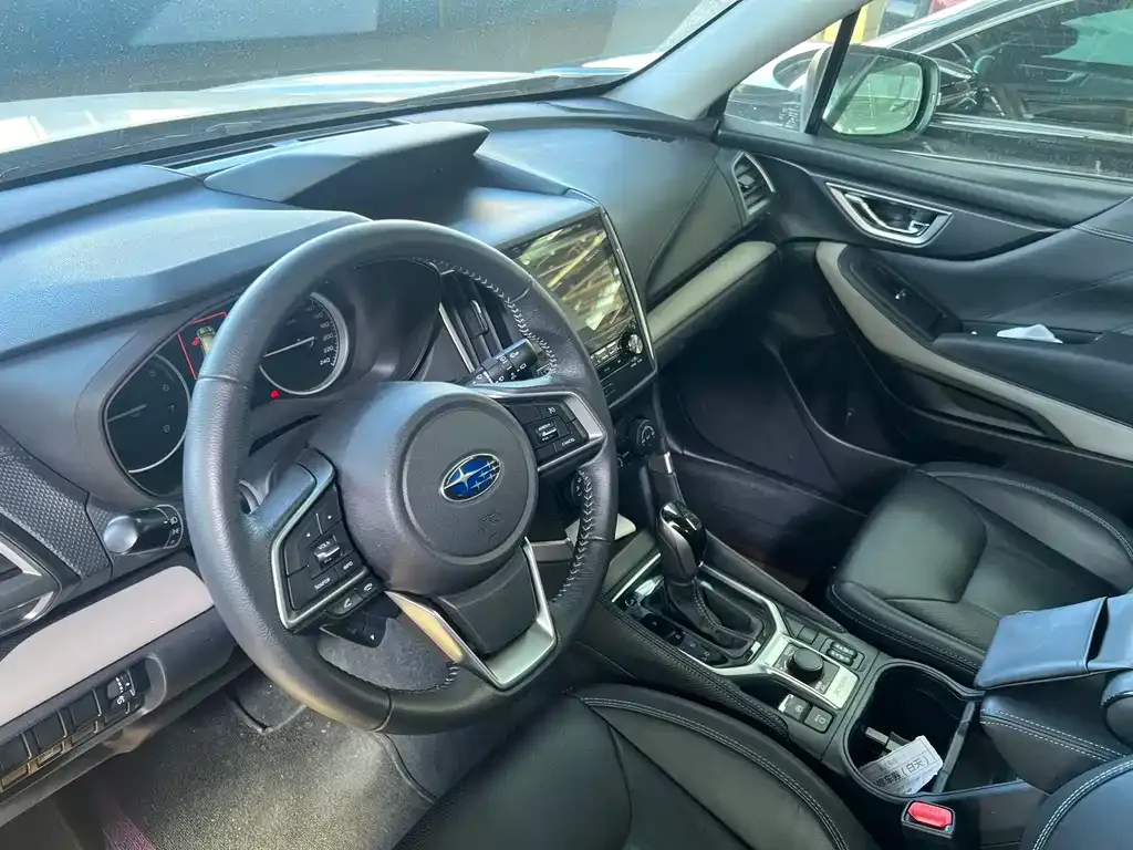 Subaru Forester 2022 из CN, фото 6