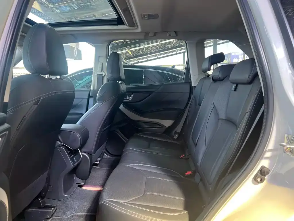 Subaru Forester 2022 из CN, фото 9