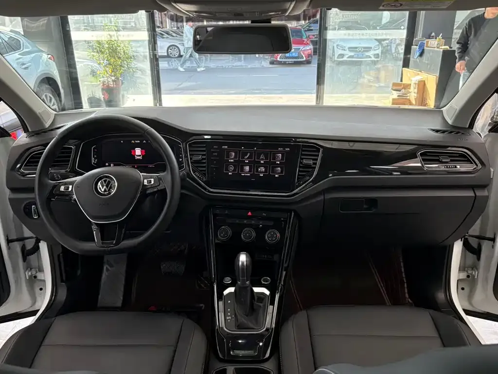 Volkswagen T-Roc 2022 из CN, фото 9