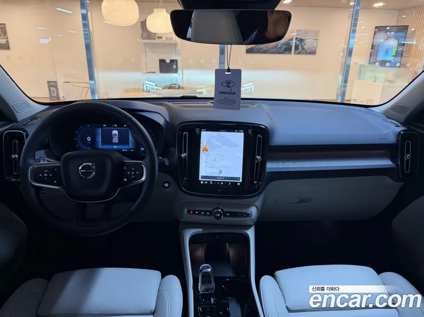 Volvo XC40 2025 из KR, фото 6