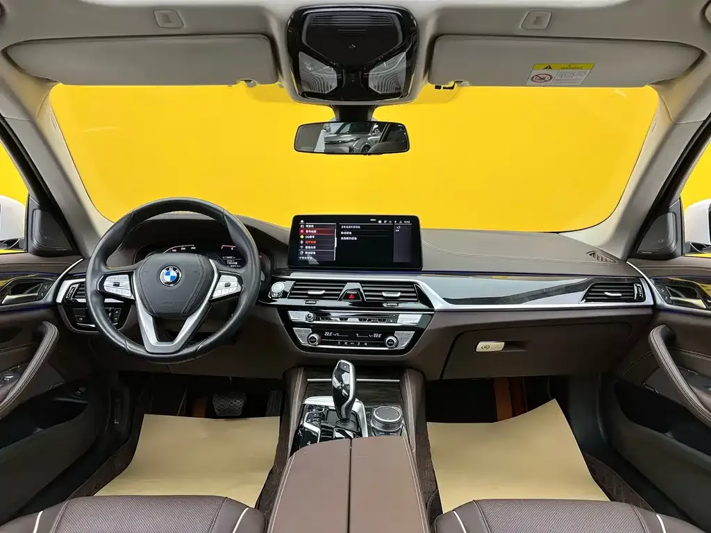BMW 5 Series — фото 2