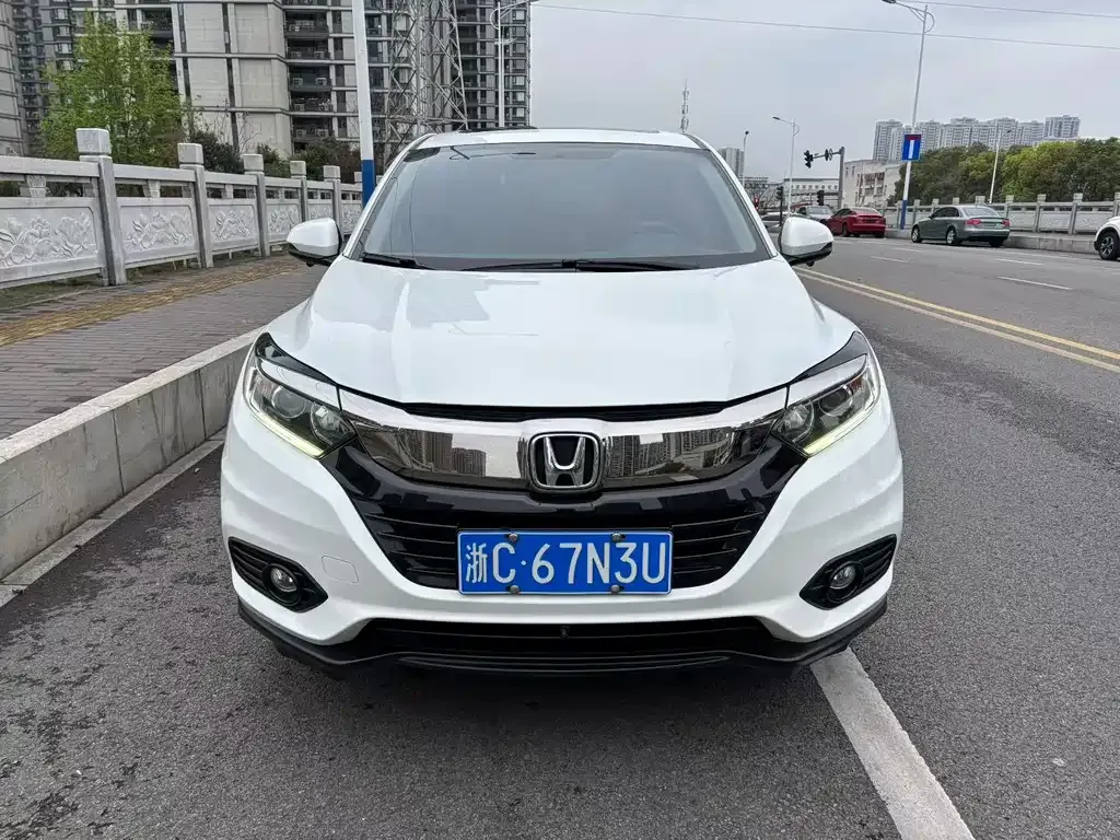 Honda Vezel — фото 8