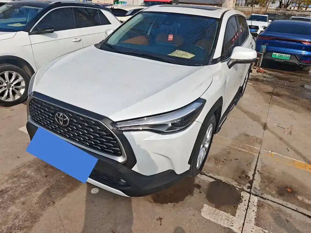Toyota Corolla Cross 2022 из CN, фото 1