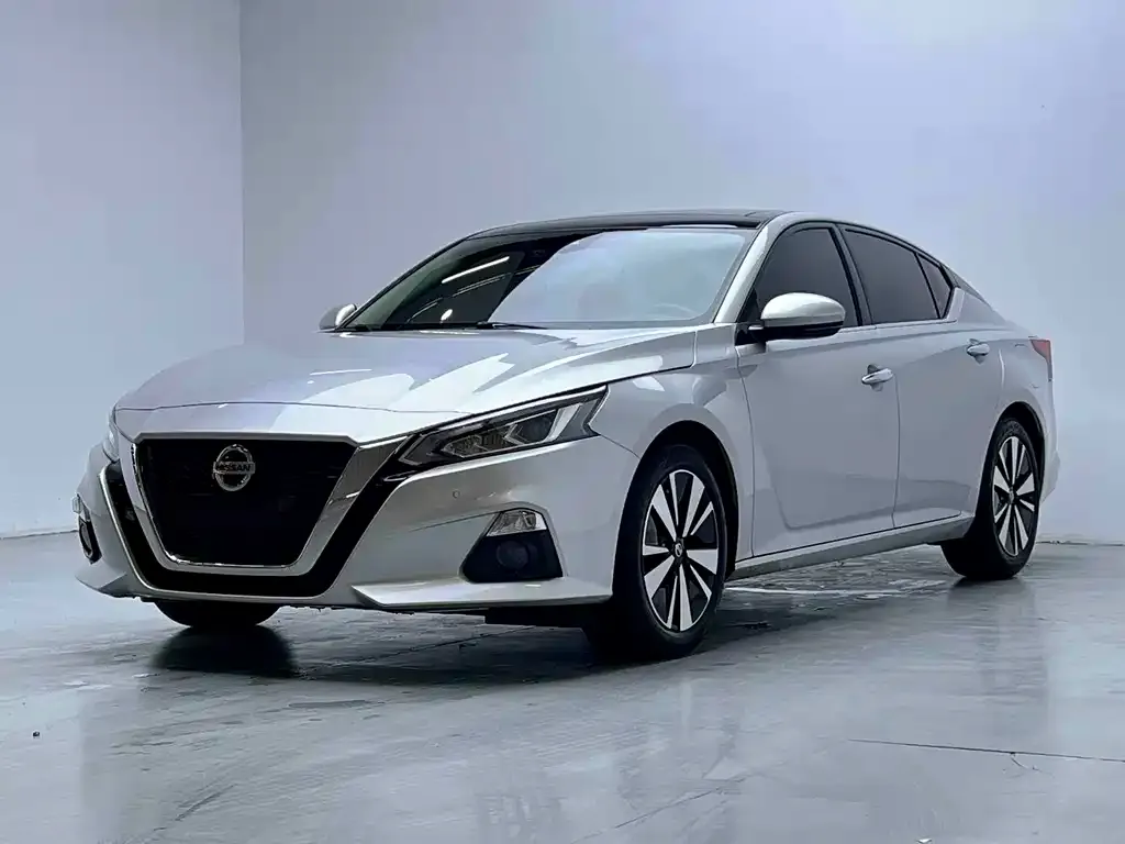 Nissan Teana 2022 из CN, фото 1