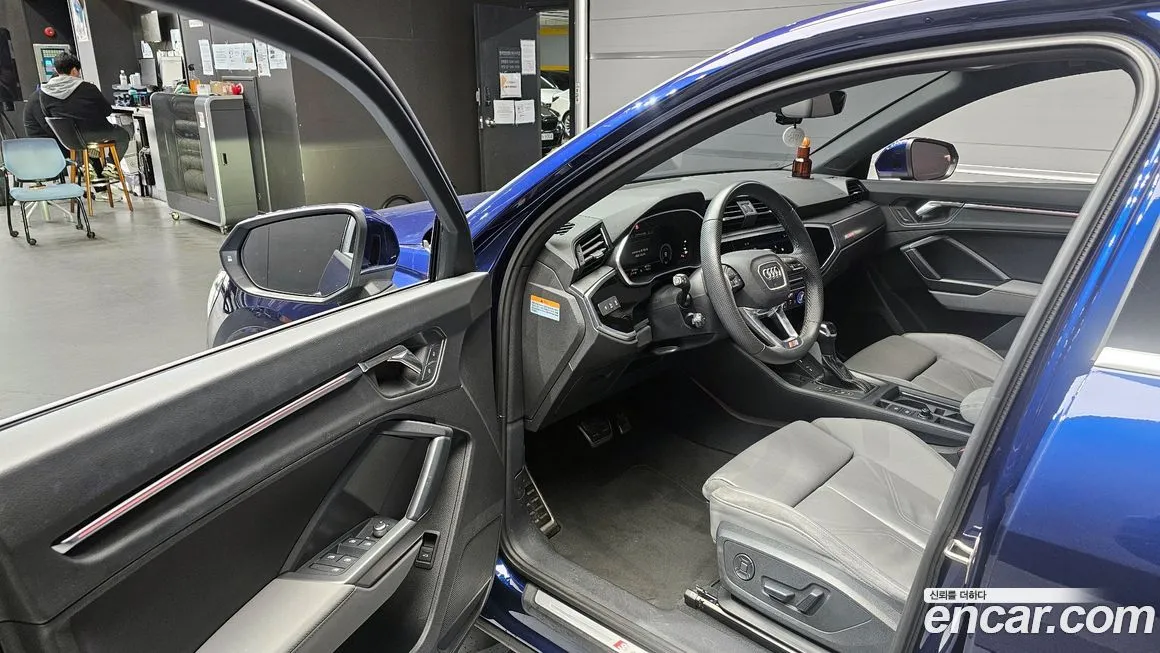 Audi Q3 2023 из KR, фото 10