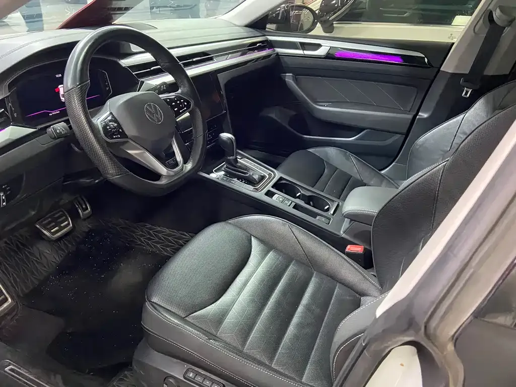 Volkswagen CC 2023 из CN, фото 9