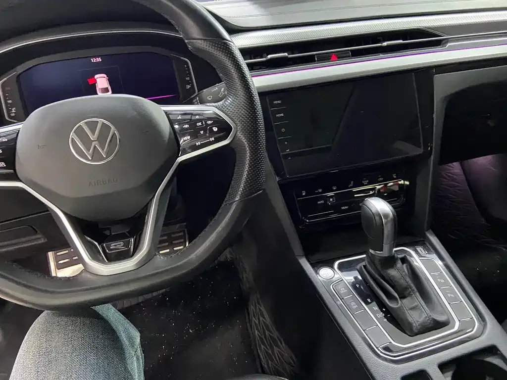 Volkswagen CC 2023 из CN, фото 4