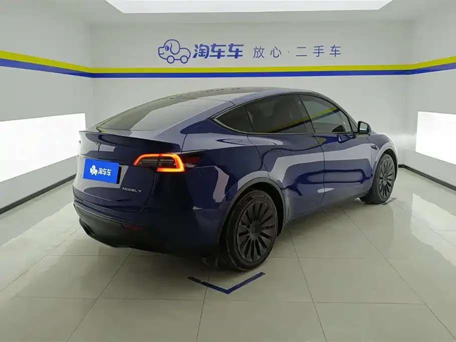 Tesla Model Y — фото 2