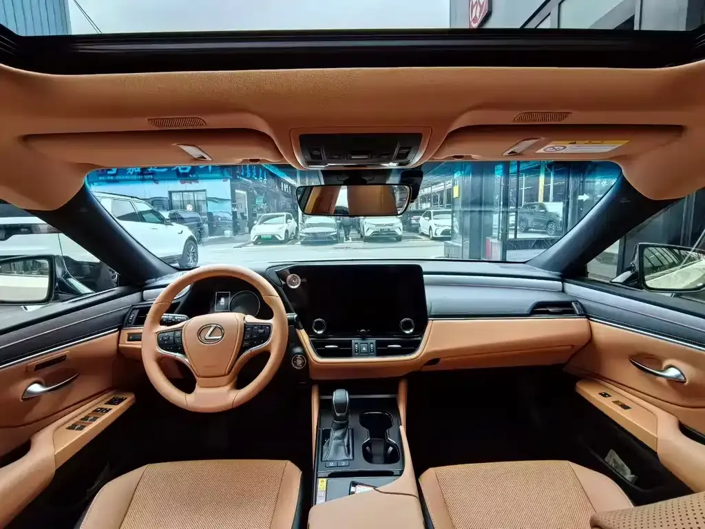 Lexus ES 2025 из CN, фото 5