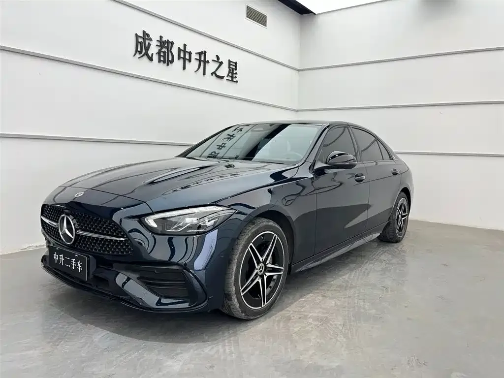 Mercedes-Benz C-Class — фото 1