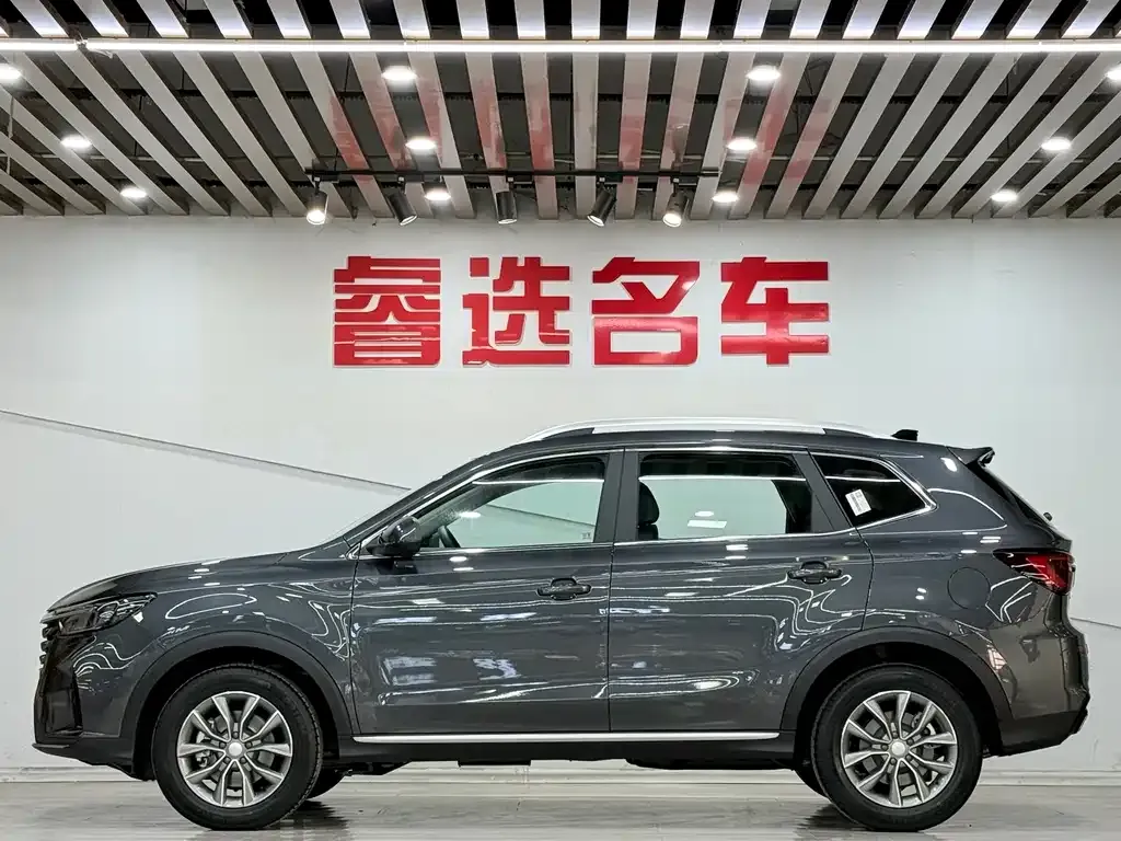 Roewe RX5 2026 из CN, фото 2