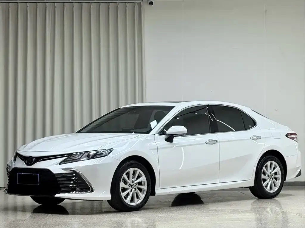 Toyota Camry 2021 из CN, фото 1