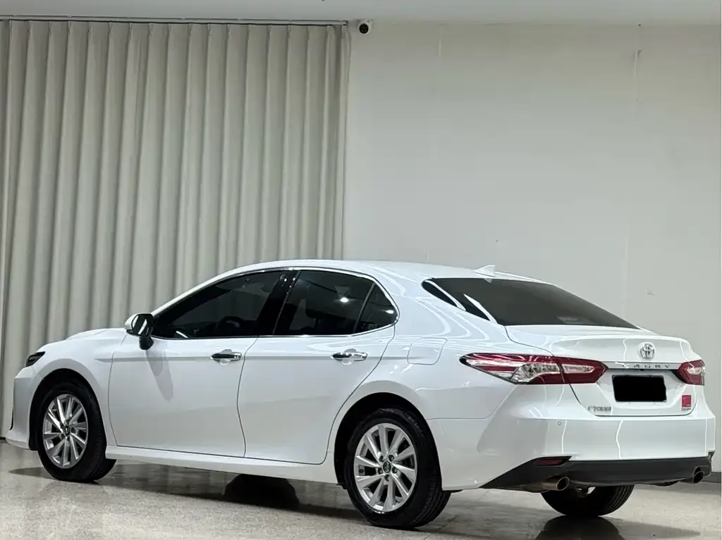 Toyota Camry 2021 из CN, фото 3