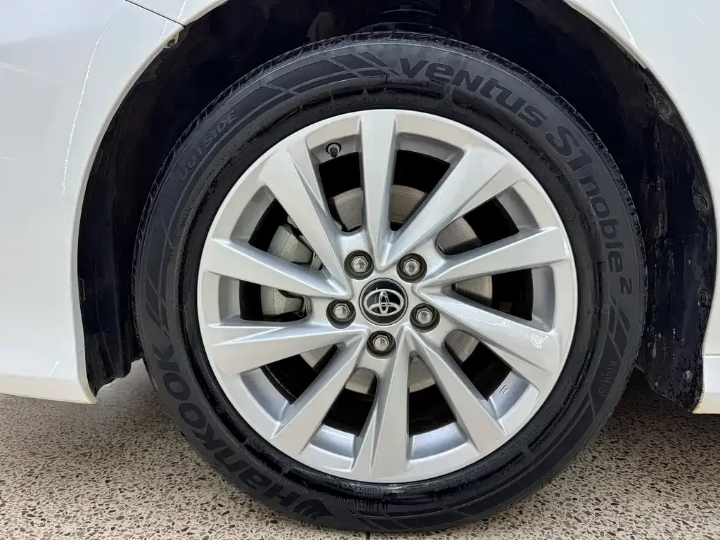 Toyota Camry 2021 из CN, фото 10