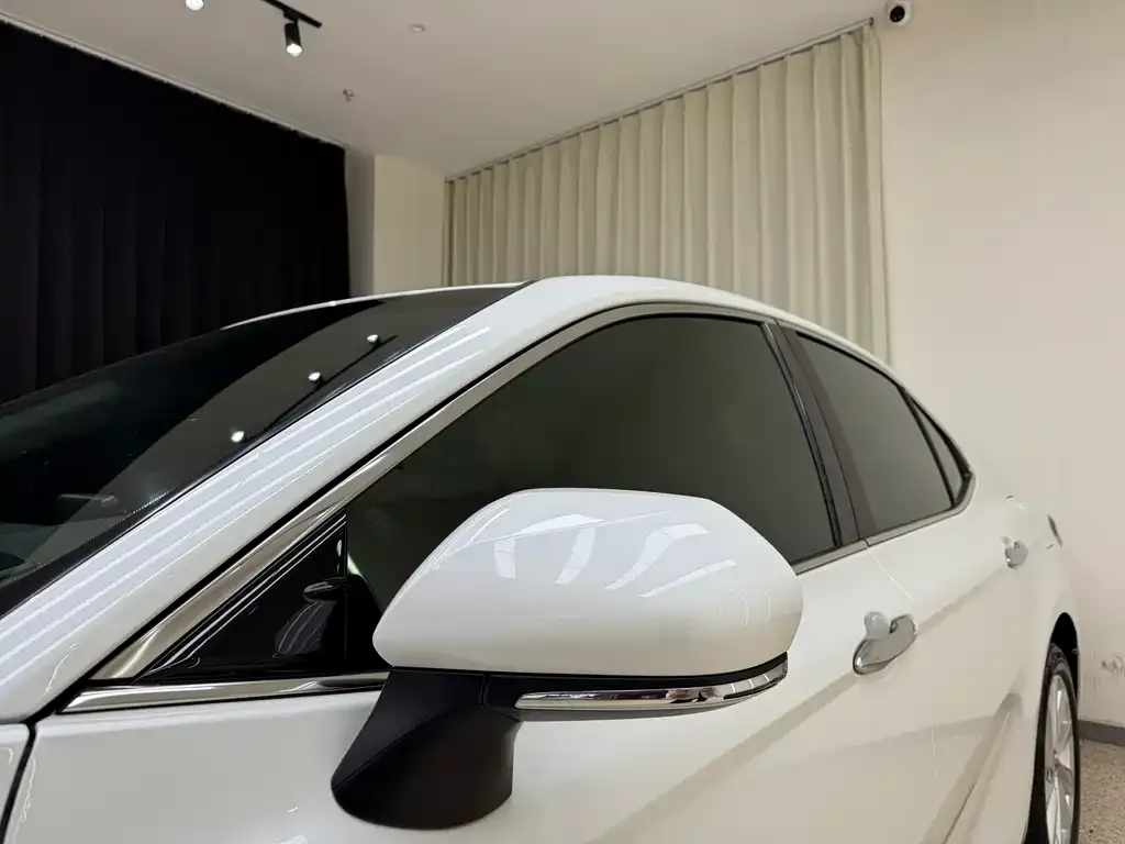Toyota Camry 2021 из CN, фото 4
