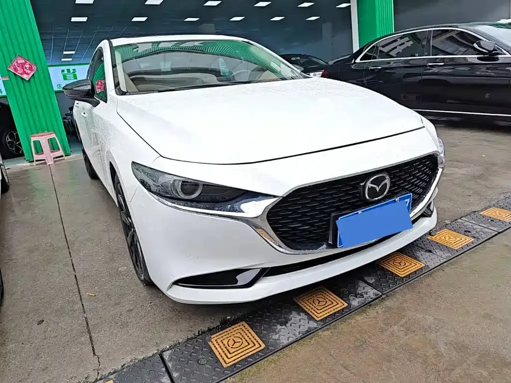 Mazda 3 Axela 2024 из CN, фото 10