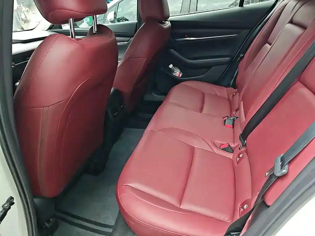 Mazda 3 Axela 2024 из CN, фото 6