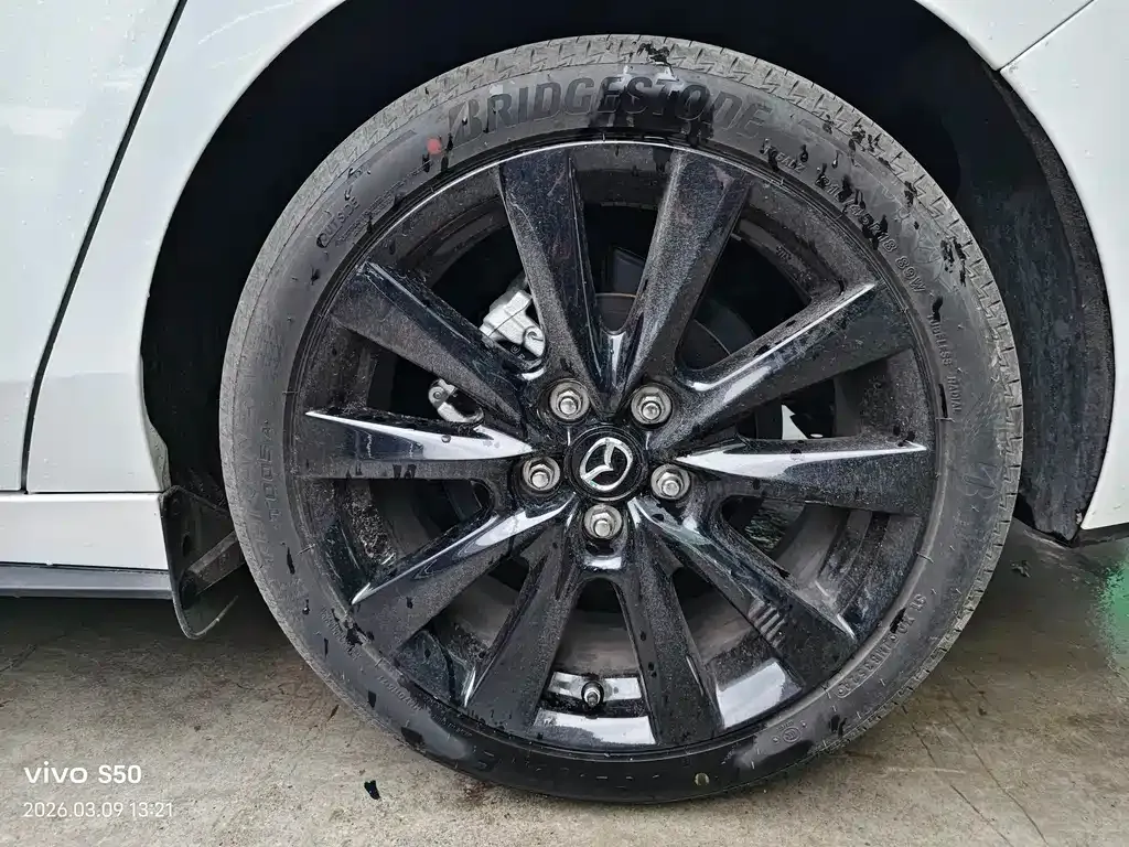 Mazda 3 Axela 2024 из CN, фото 8