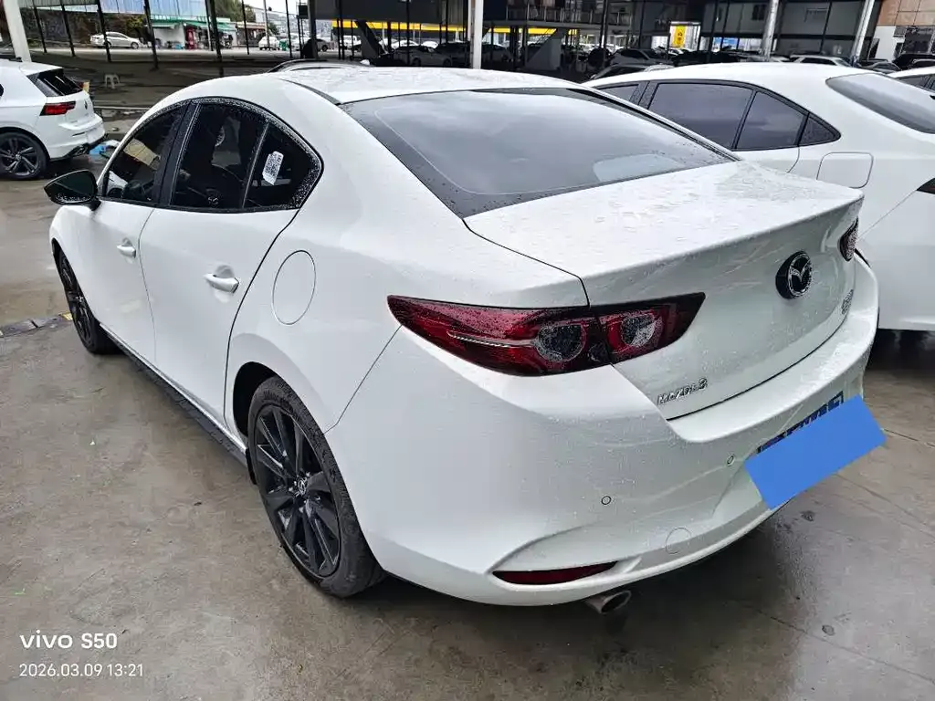 Mazda 3 Axela 2024 из CN, фото 7
