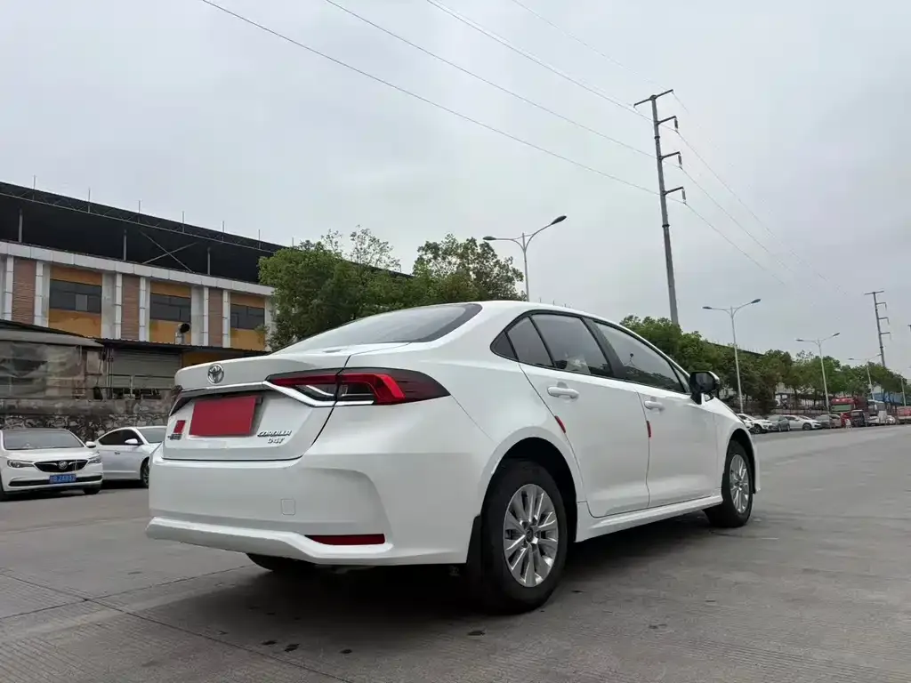 Toyota Corolla 2024 из CN, фото 7
