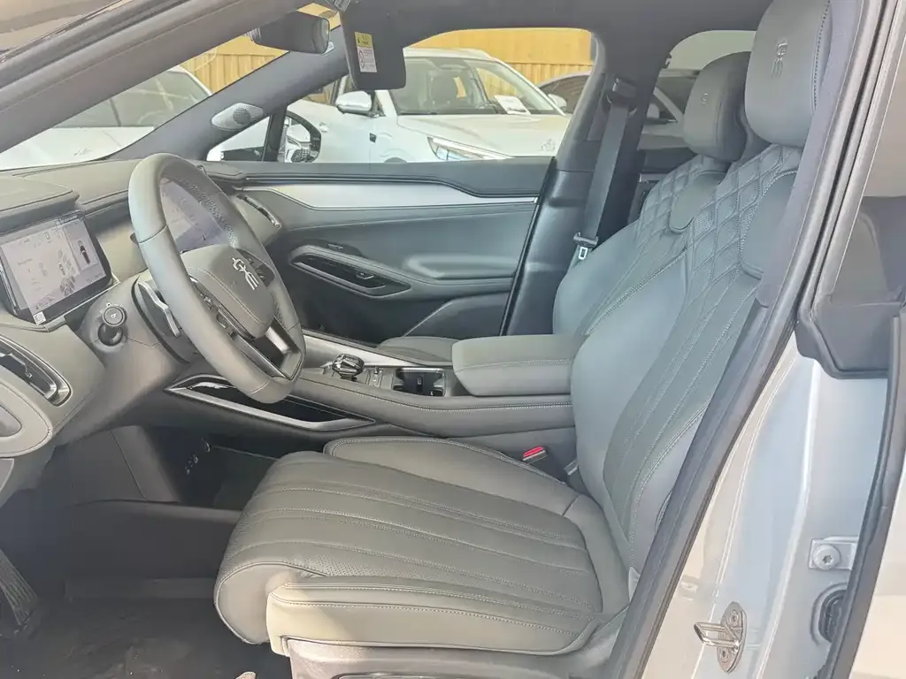 BYD L EV 2025 из CN, фото 4