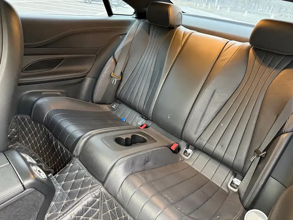 Mercedes-Benz E-Class (Import) — фото 9