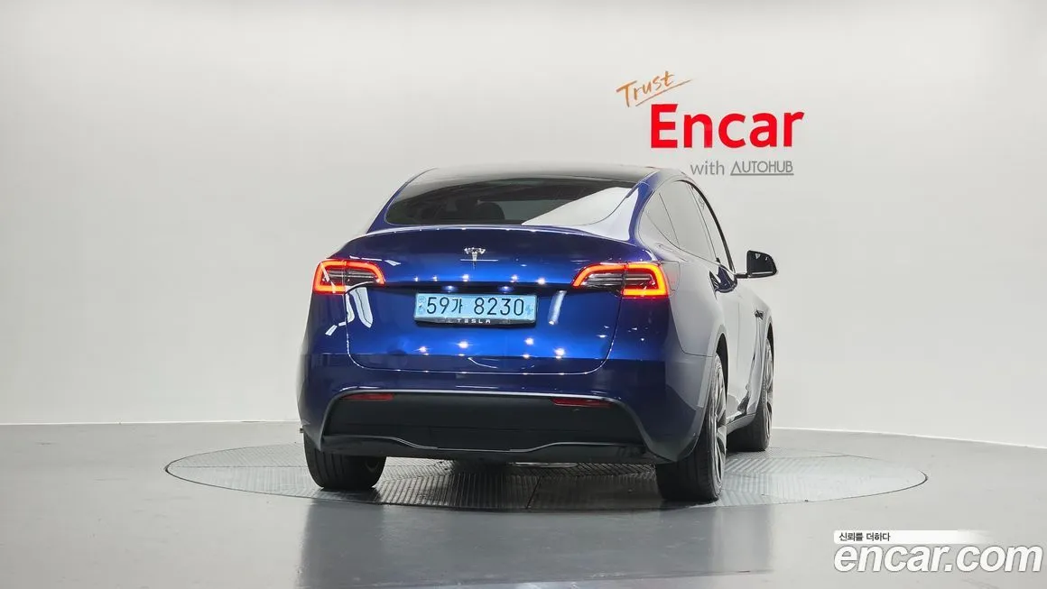 Tesla Model Y 2023 из KR, фото 7