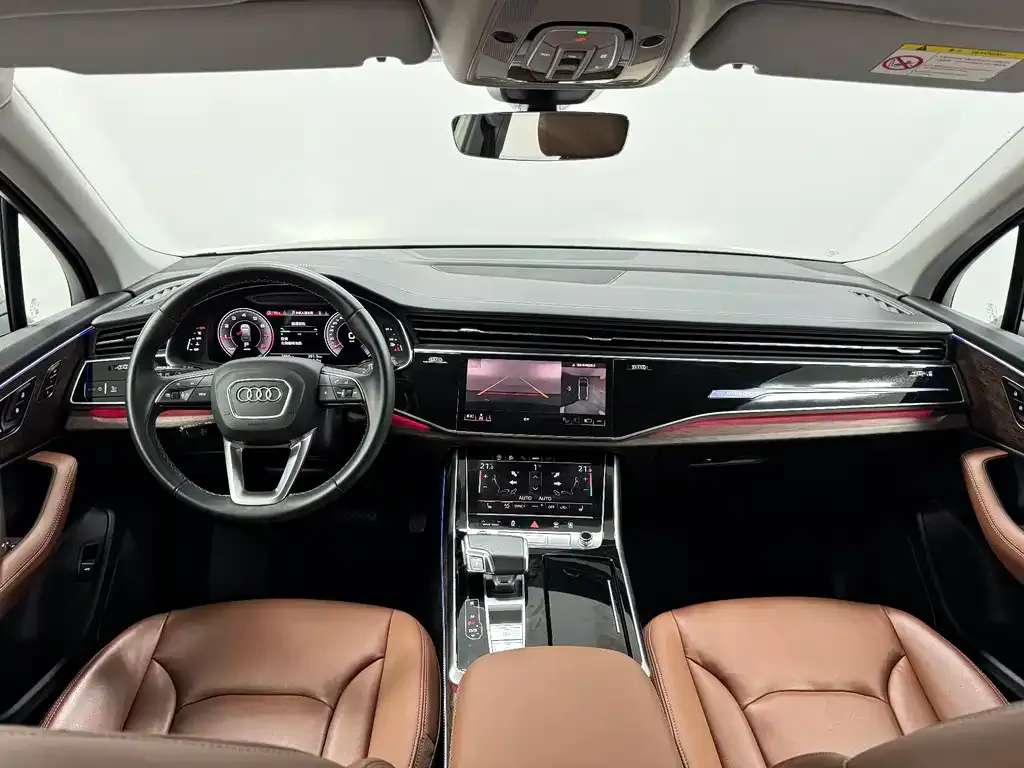 Audi Q7 2024 из CN, фото 3
