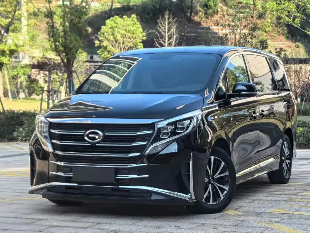 GAC Motor Trumpchi M8 — фото 1