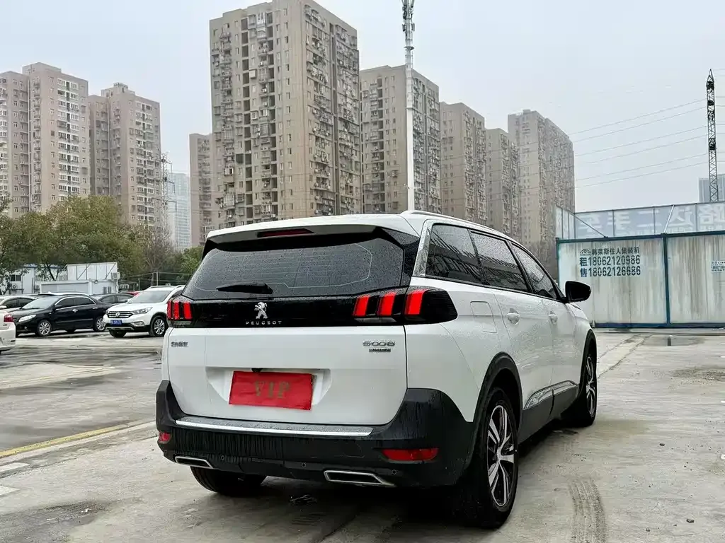 Peugeot 5008 2024 из CN, фото 4