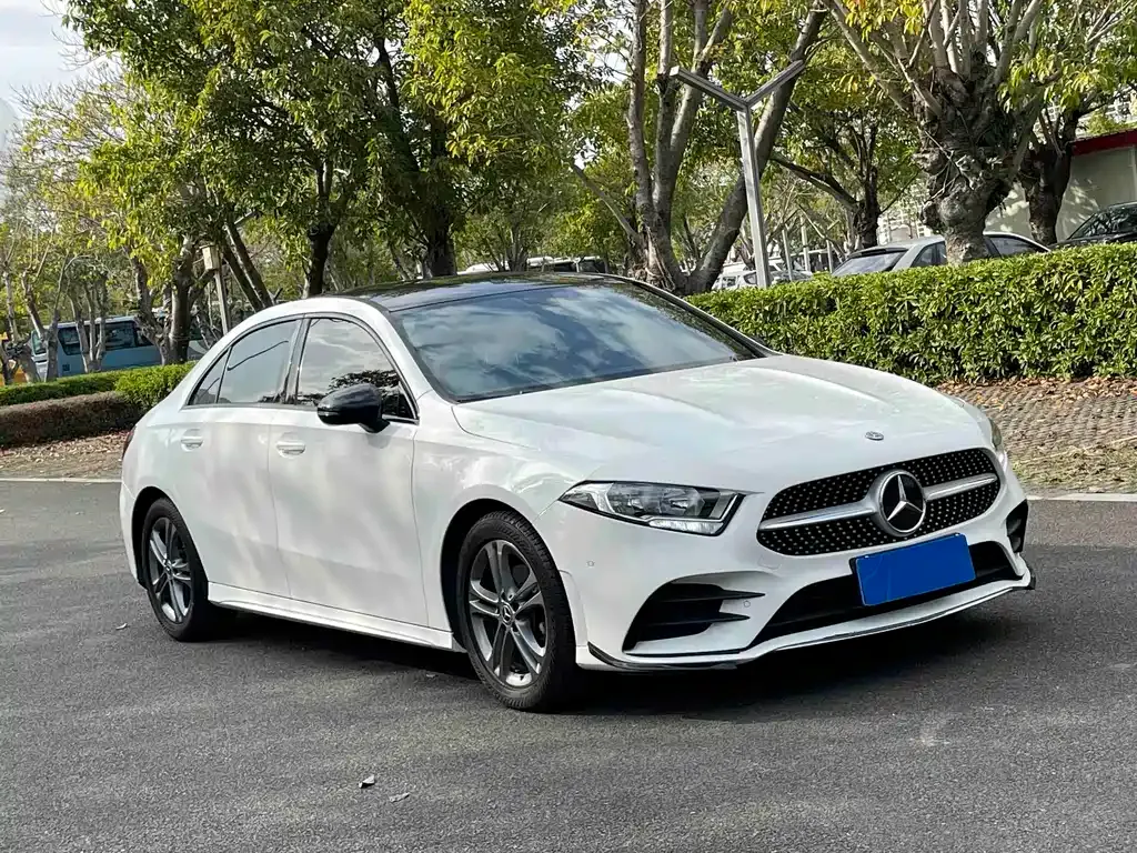 Mercedes-Benz A-Class — фото 6