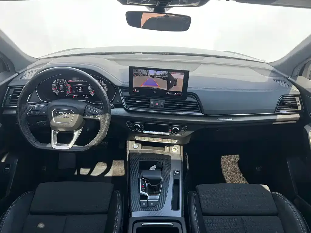 Audi Q5L Sportback 2023 из CN, фото 2