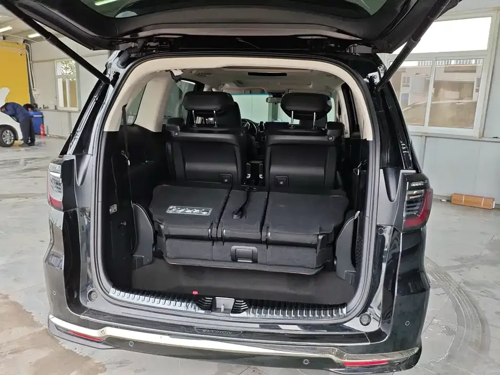 Honda Elysion 2022 из CN, фото 2