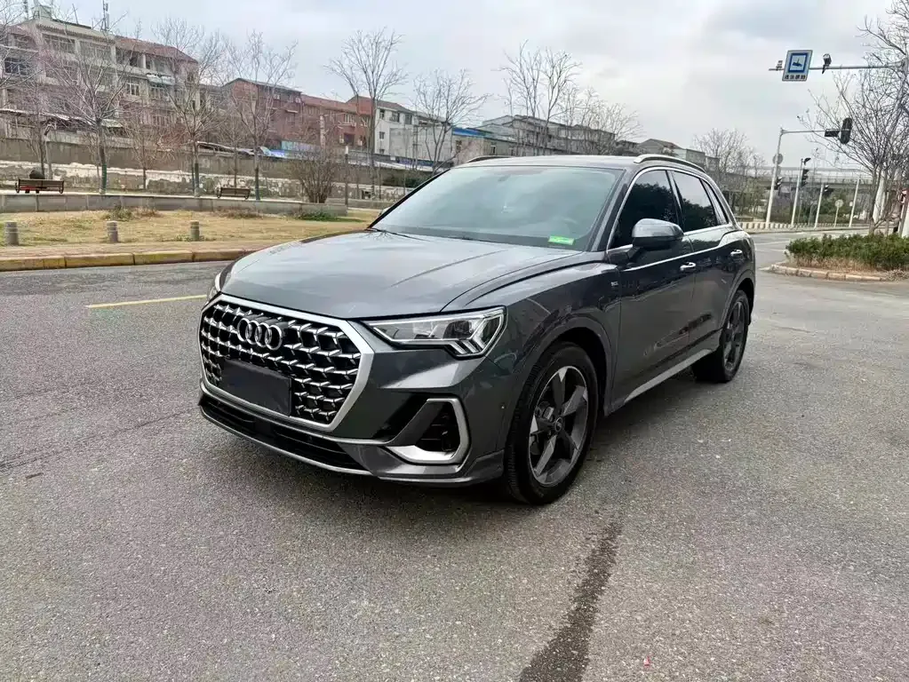 Audi Q3 2024 из CN, фото 1