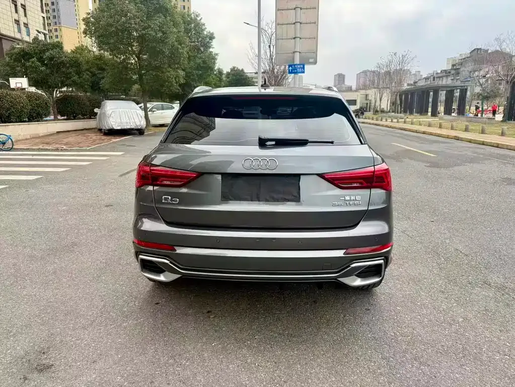 Audi Q3 2024 из CN, фото 4