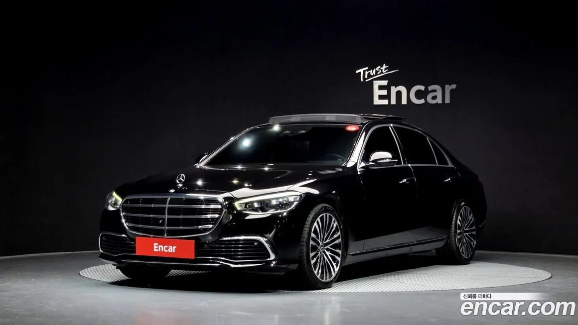 Mercedes-Benz S-Class — фото 1
