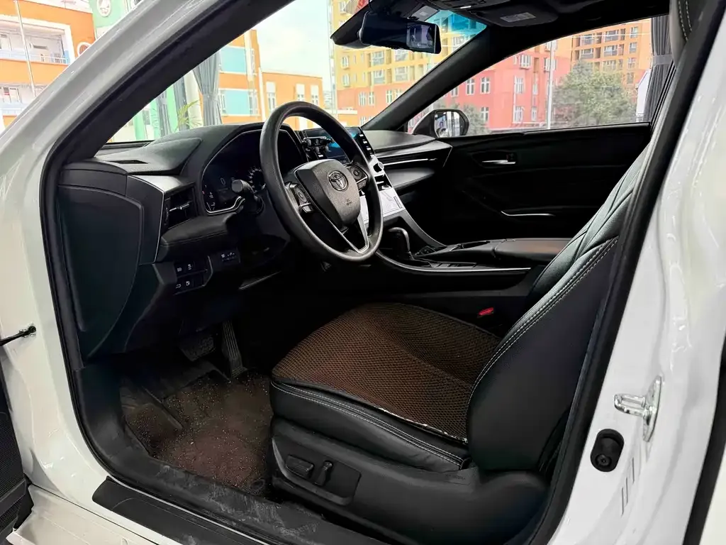 Toyota Avalon 2021 из CN, фото 10