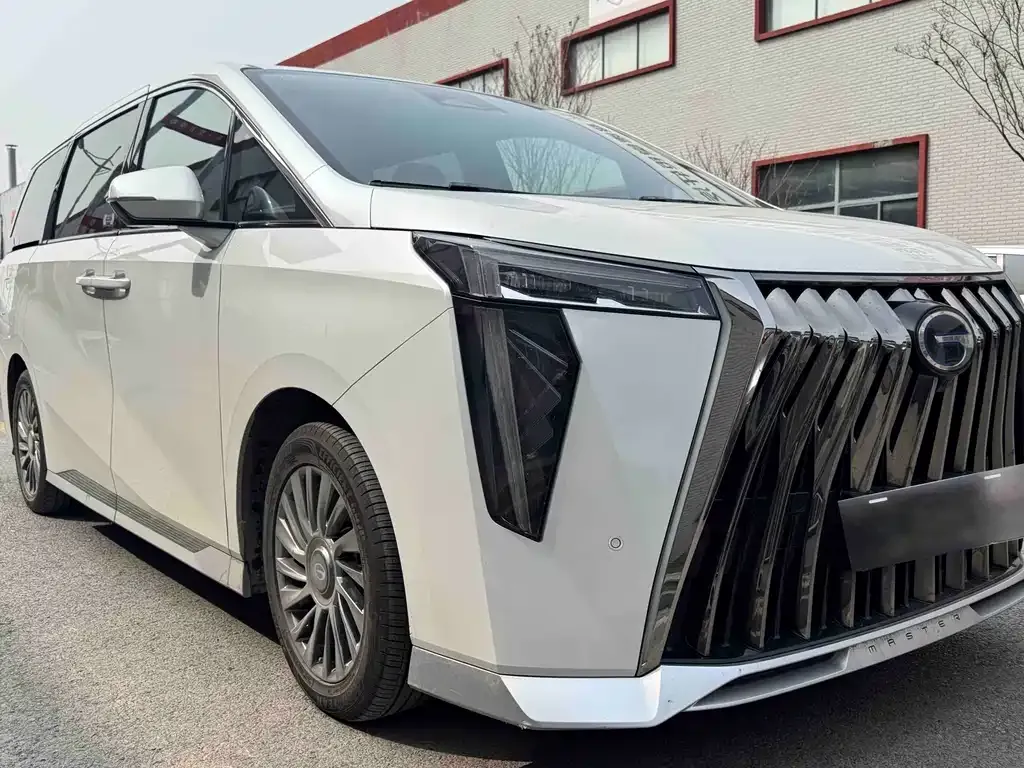 GAC Motor Trumpchi M8 — фото 3