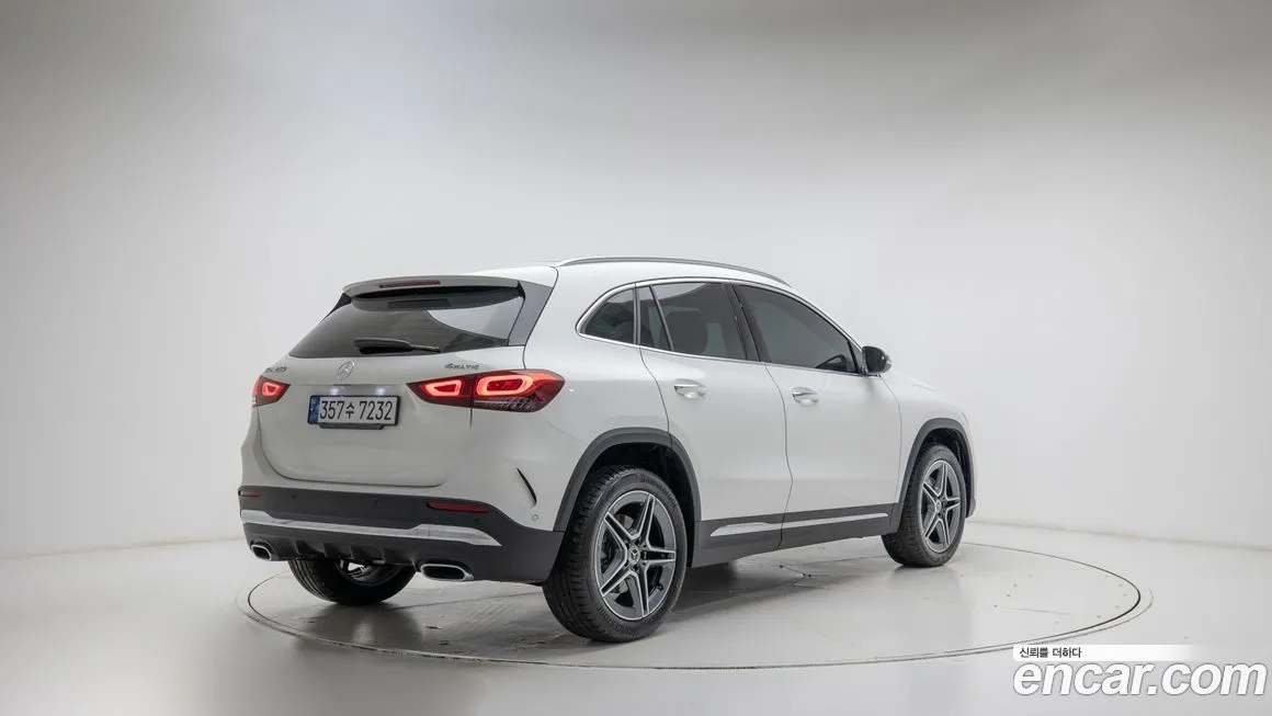 Mercedes-Benz GLA-Class — фото 4