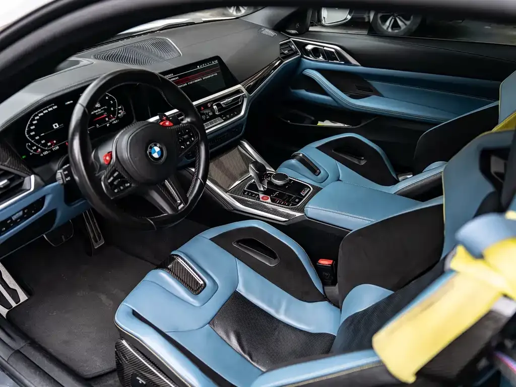 BMW M4 — фото 9