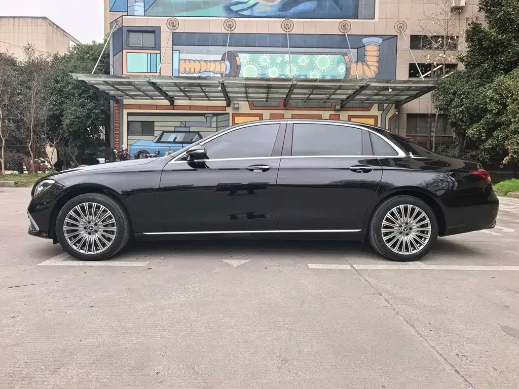 Mercedes-Benz E-Class 2023 из CN, фото 10