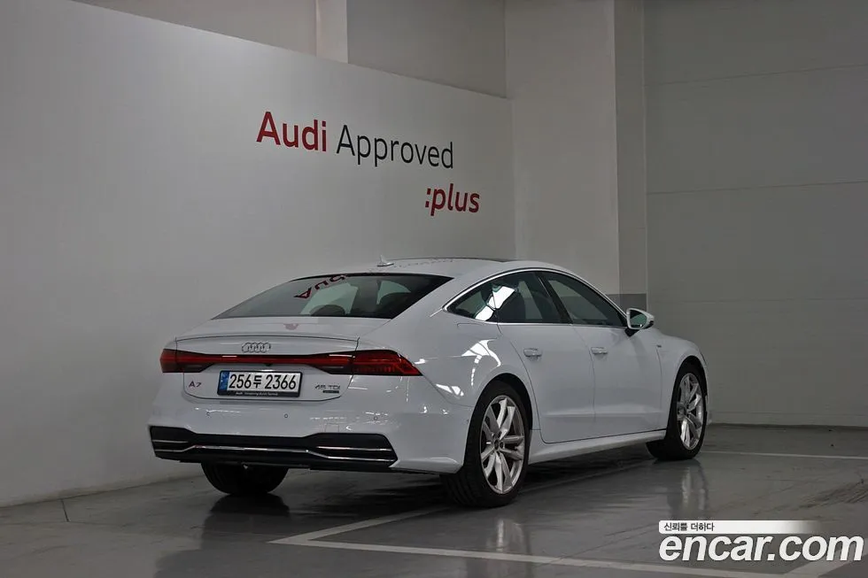 Audi A7 — фото 2