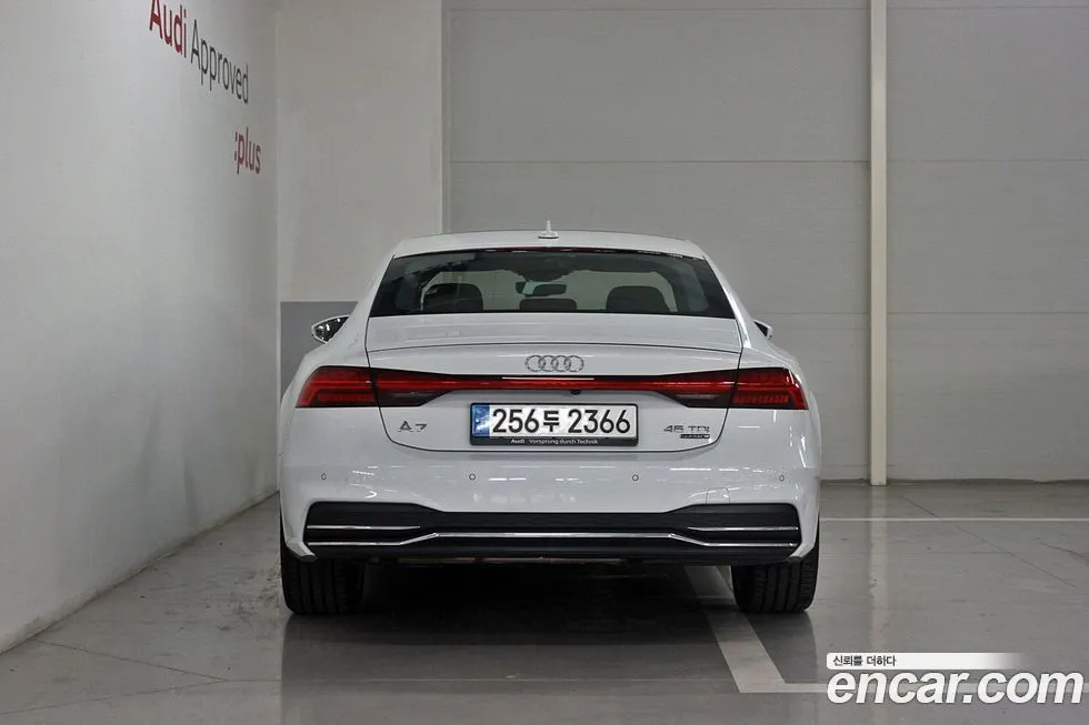 Audi A7 — фото 5