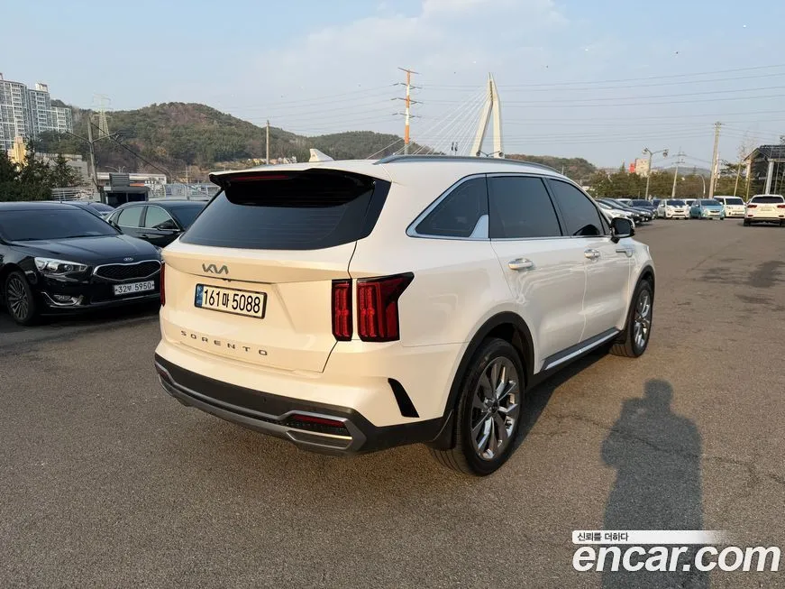 Kia Sorento — фото 6