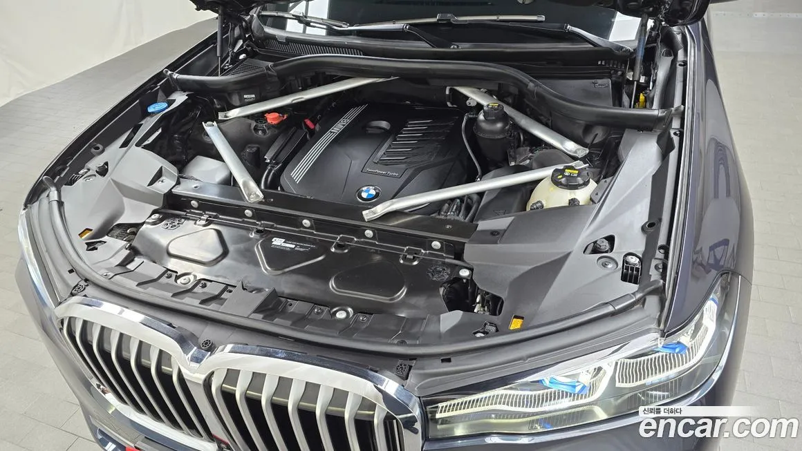 BMW X7 2021 из KR, фото 8