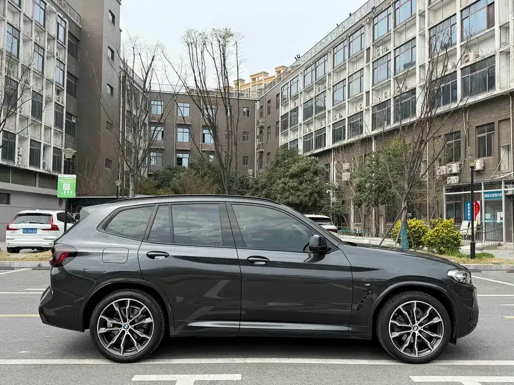 BMW X3 — фото 3
