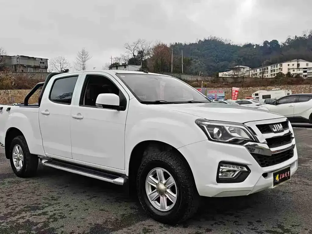 Isuzu RE-MAX 2022 из CN, фото 4
