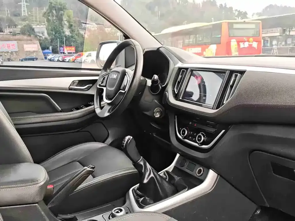 Isuzu RE-MAX 2022 из CN, фото 3