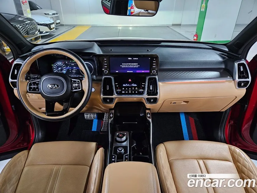 Kia Sorento — фото 10