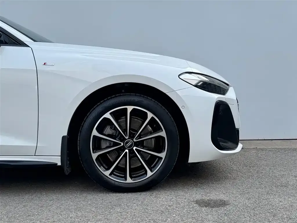 Audi A5L 2025 из CN, фото 7